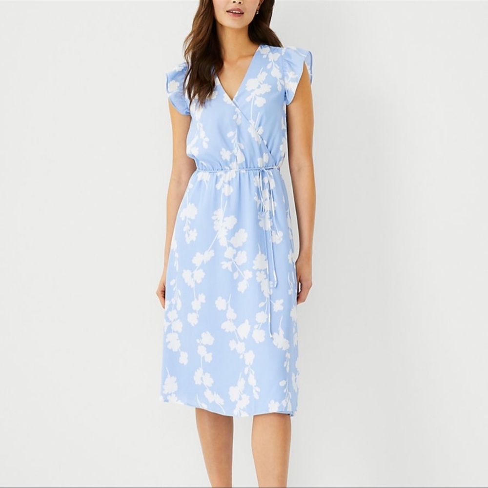 Ann Taylor Blue and White Floral Flutter Sleeve Wrap Dress sz 14